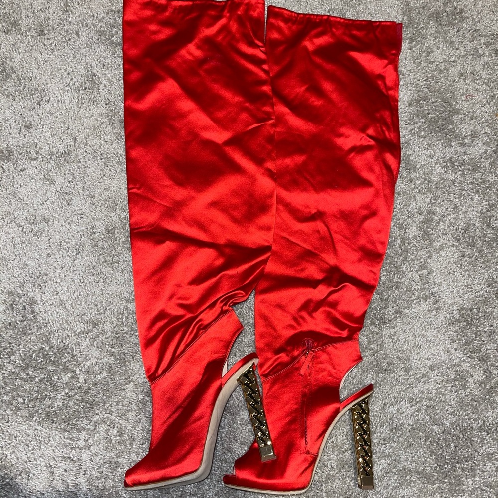 Giuseppe satin red boots